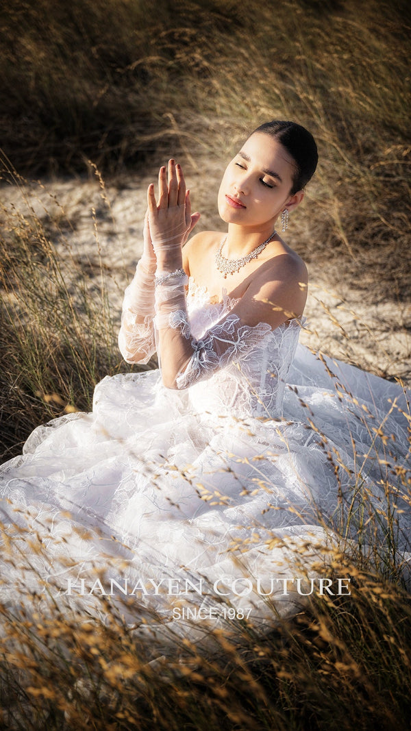 LACE BRIDAL DRESS
